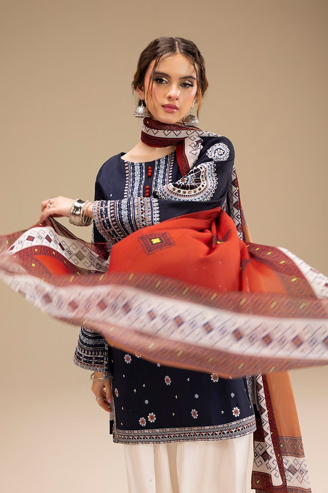 Jazmin - 3 PC Lawn Collection